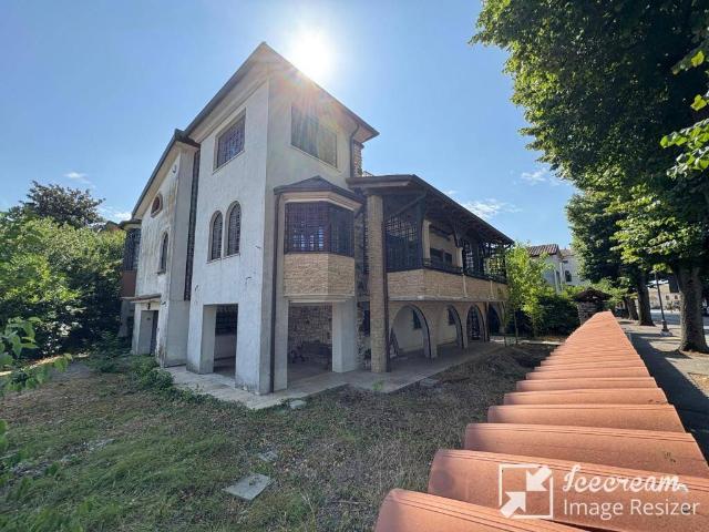 Villa Indipendente in vendita a Noventa Vicentina, Veneto