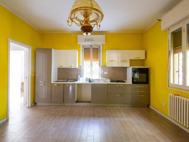 Villa Indipendente in vendita a Unione delle Terre d'Argine, Novi Di Modena