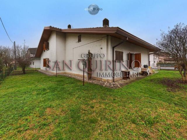 Villa Indipendente in vendita a Unione delle Terre d'Argine, Novi Di Modena