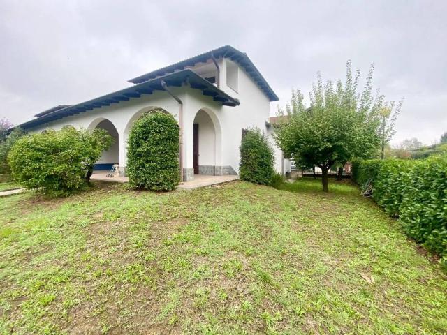 Villa Indipendente in vendita a Piemonte, Alessandria