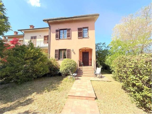 Villa Indipendente in vendita a Piemonte, Alessandria