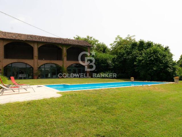 Villa Indipendente in vendita a Piemonte, Alessandria