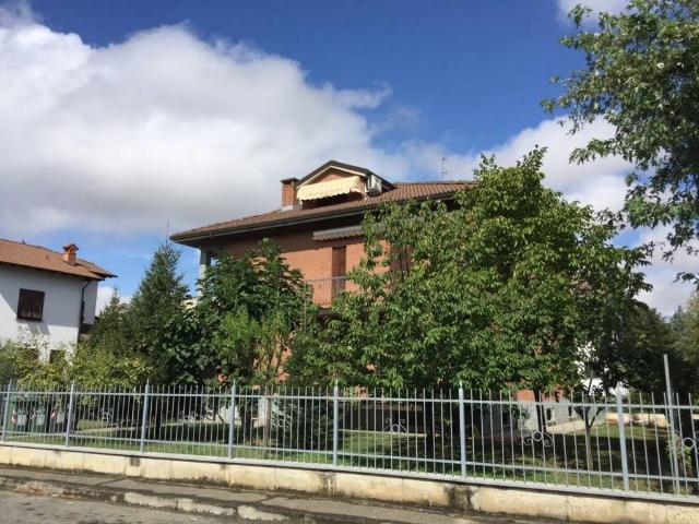 Villa Indipendente in vendita a Piemonte, Alessandria