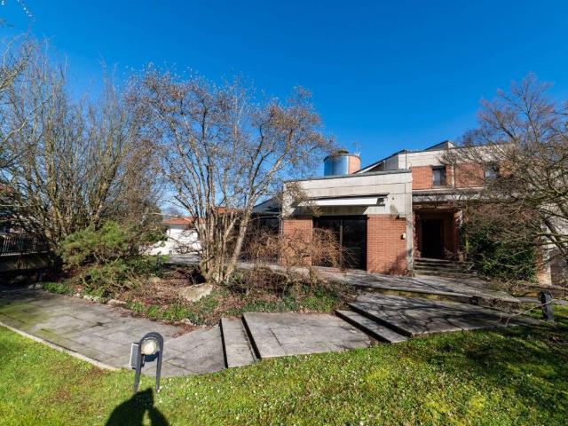Villa Indipendente in vendita a Unione dei Comuni I Fontanili, Noviglio