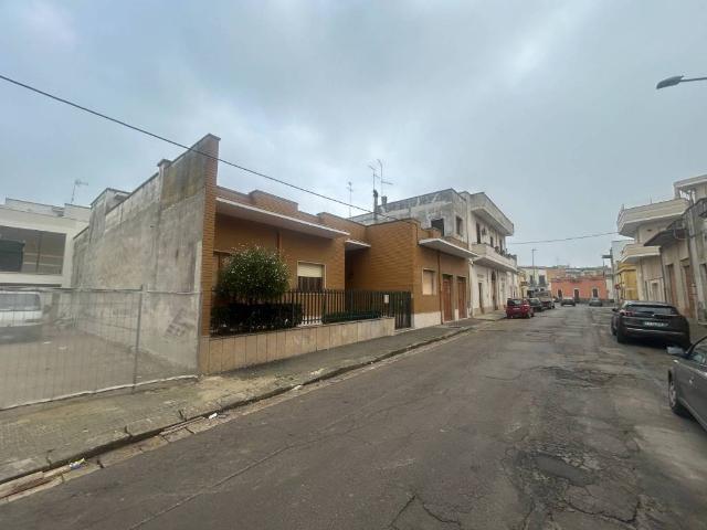 Villa Indipendente in vendita a Puglia, Lecce