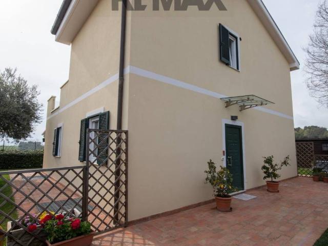 Villa Indipendente in vendita a Marche, Ancona