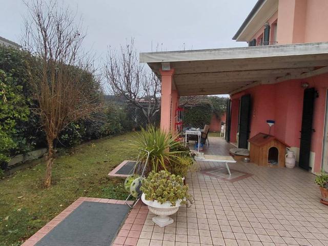 Villa Indipendente in vendita a Marche, Ancona