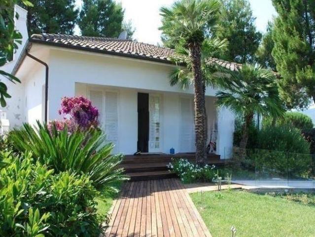 Villa Indipendente in vendita a Marche, Ancona