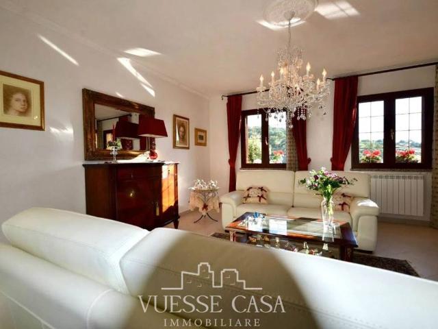 Villa Indipendente in vendita a Nuoro, Sardigna/Sardegna