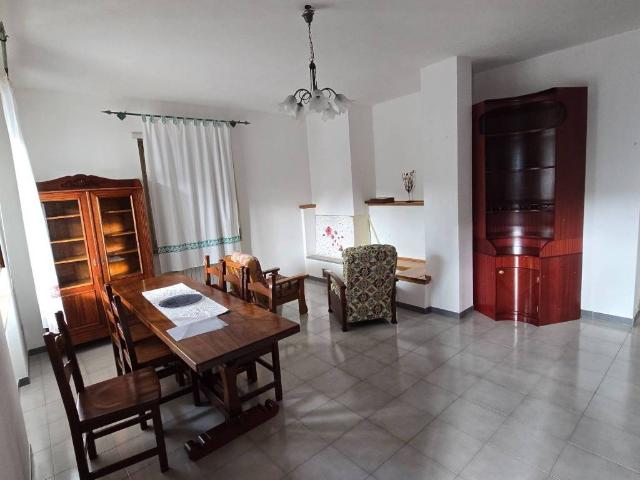 Villa Indipendente in vendita a Nuoro, Sardigna/Sardegna