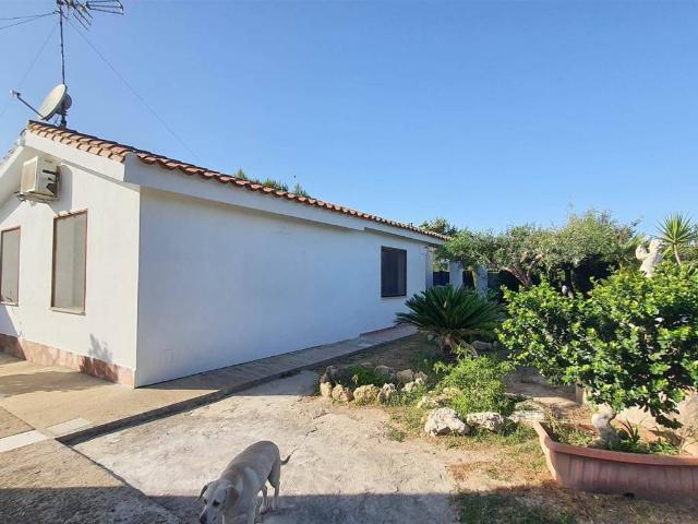 Villa Indipendente in vendita a Nurachi, Sardigna/Sardegna