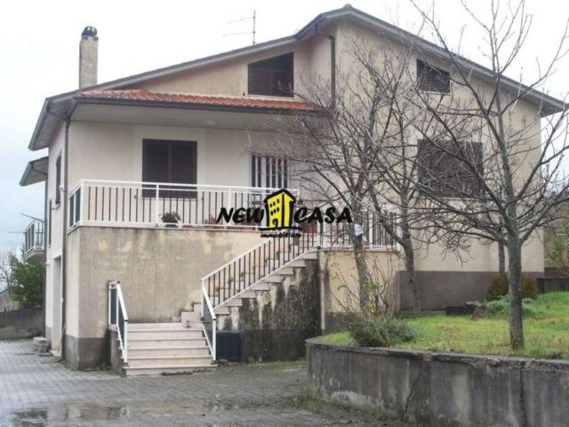 Villa Indipendente in vendita a Nusco, Campania
