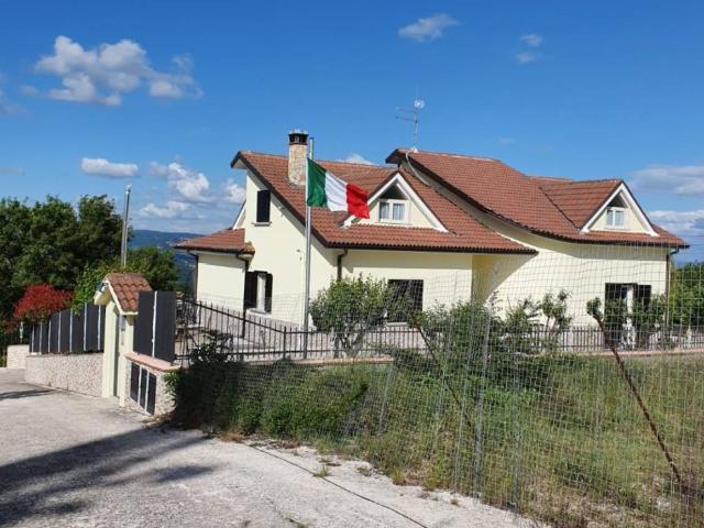 Villa Indipendente in vendita a Nusco, Campania