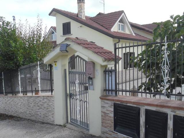 Villa Indipendente in vendita a Nusco, Campania