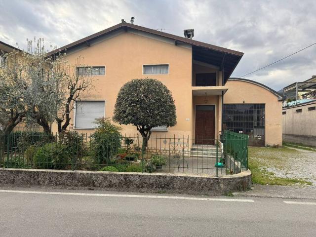Villa Indipendente in vendita a Nuvolento, Lombardia