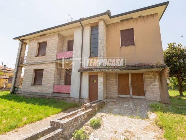 Villa Indipendente in vendita a Nuvolera, Lombardia