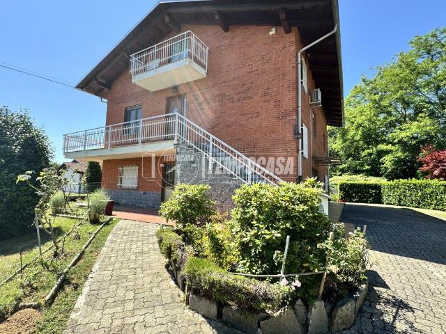 Villa Indipendente in vendita a Piemonte, Biella