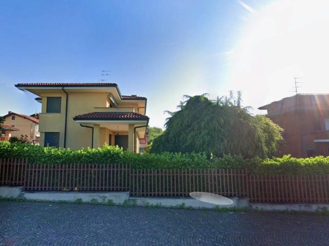 Villa Indipendente in vendita a Piemonte, Biella
