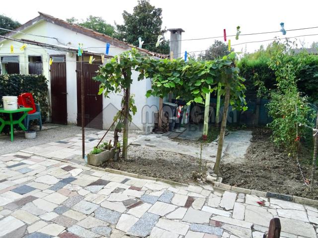 Villa Indipendente in vendita a Occhiobello, Veneto