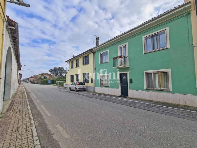 Villa Indipendente in vendita a Piemonte, Alessandria