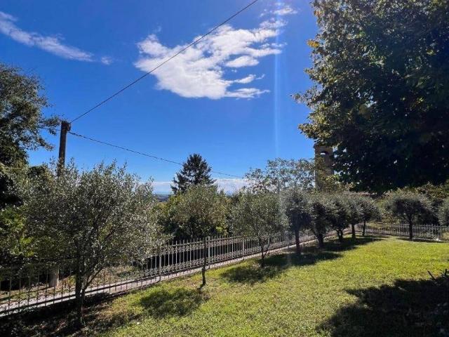 Villa Indipendente in vendita a Piemonte, Alessandria