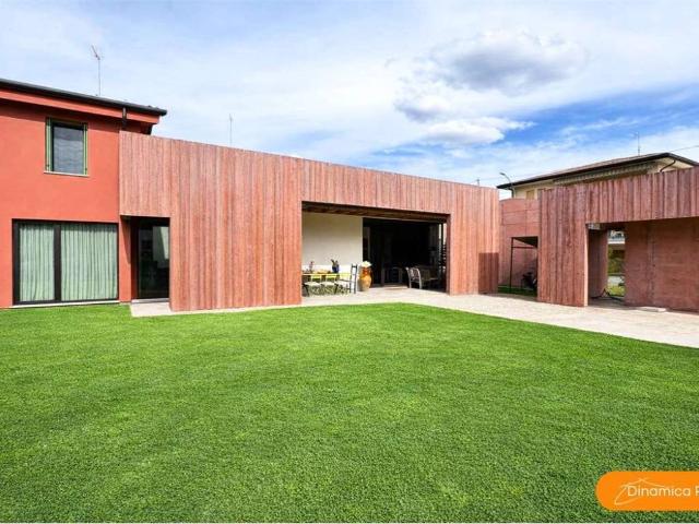 Villa Indipendente in vendita a Camino, Oderzo