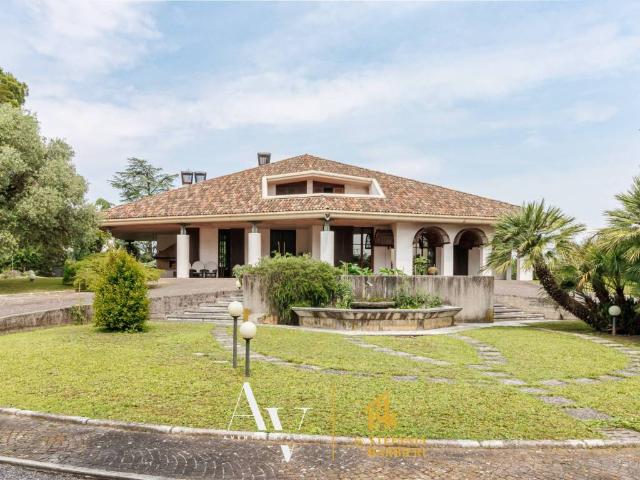 Villa Indipendente in vendita a Oderzo, Veneto