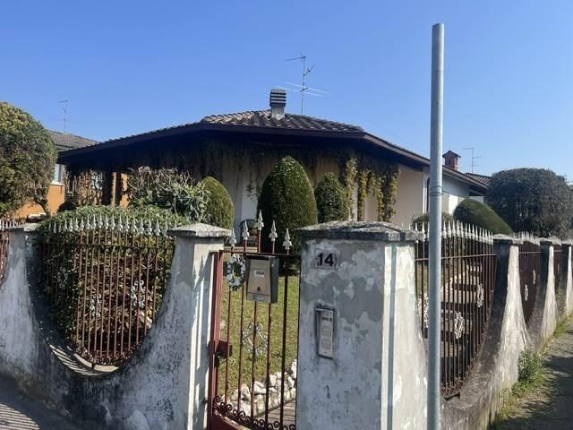 Villa Indipendente in vendita a Ripalta Cremasca, Lombardia