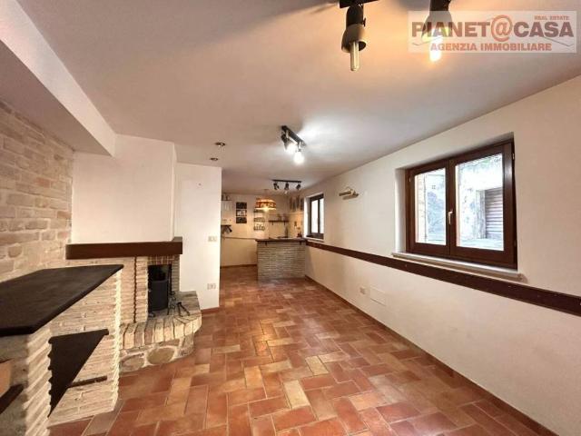 Villa Indipendente in vendita a Marche, Ascoli Piceno