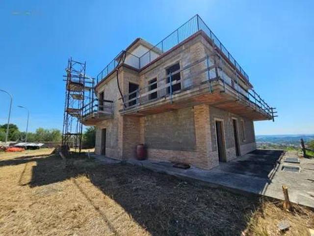 Villa Indipendente in vendita a San Barnaba, Marche