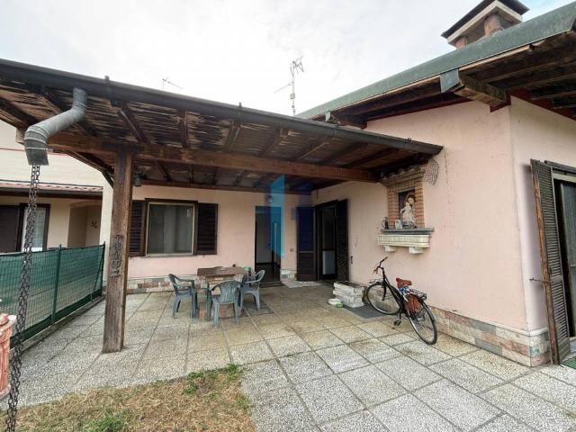 Villa Indipendente in vendita a Cignano, Offlaga