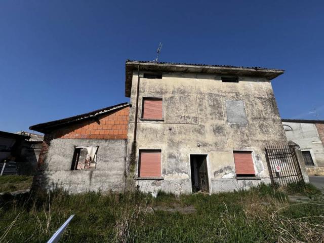 Rustico in vendita a Offlaga, Lombardia