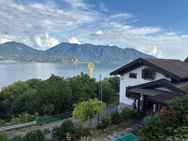 Villa Indipendente in vendita a Camogno, Oggebbio