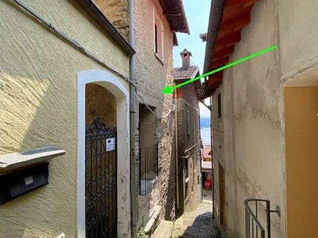 Villa Indipendente in vendita a Cadessino, Oggebbio