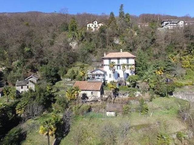 Villa Indipendente in vendita a Camogno, Oggebbio