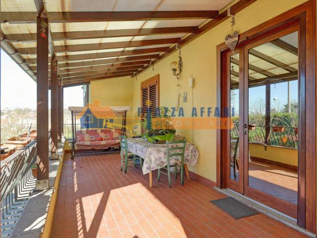 Villa Indipendente in vendita a Oggiona Con Santo Stefano, Lombardia
