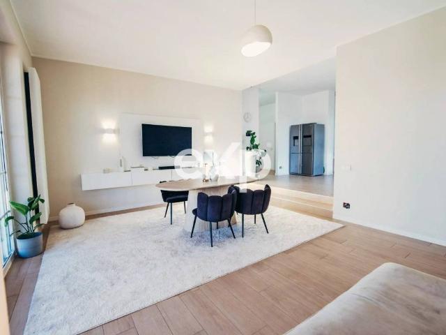 Villa Indipendente in vendita a Oggiona Con Santo Stefano, Lombardia