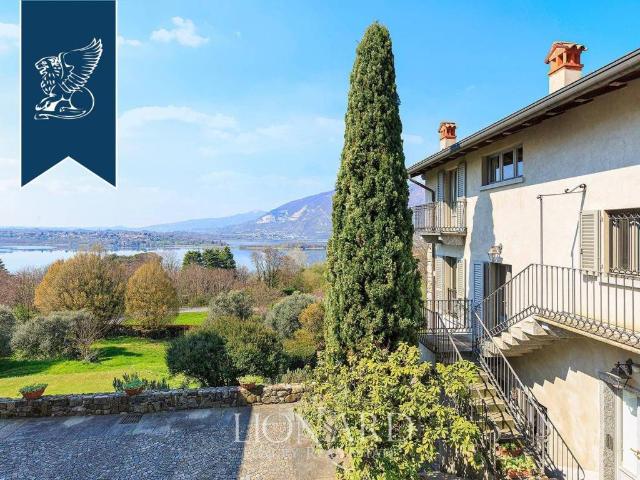 Villa Indipendente in vendita a Oggiono, Lombardia