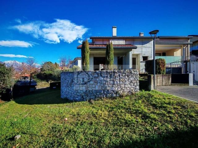 Villa Indipendente in vendita a Imberido, Oggiono