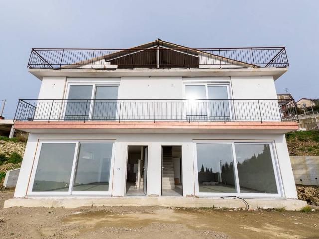 Villa Indipendente in vendita a Ogliastro Cilento, Campania