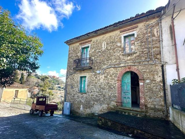 Villa Indipendente in vendita a Ogliastro Cilento, Campania