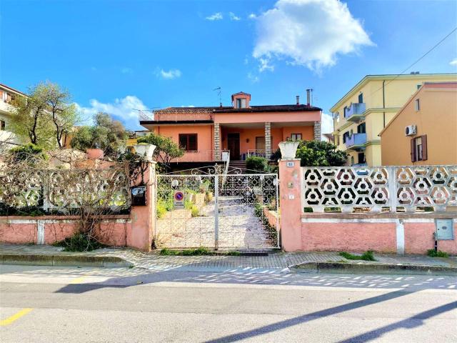 Villa Indipendente in vendita a Sa Ena Frisca, San Pantaleo