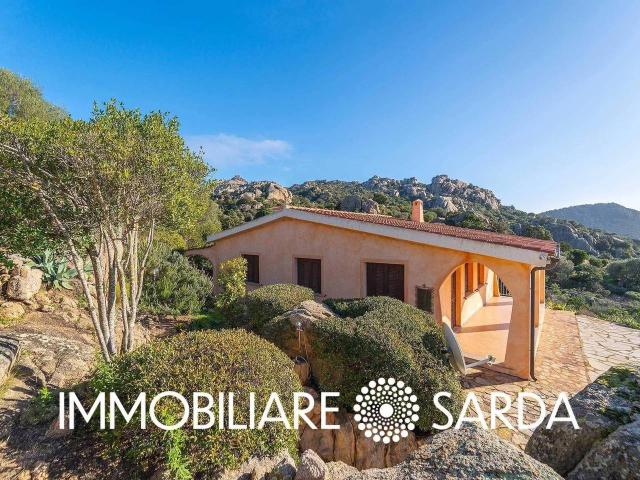 Villa Indipendente in vendita a San Pantaleo, Sardigna/Sardegna