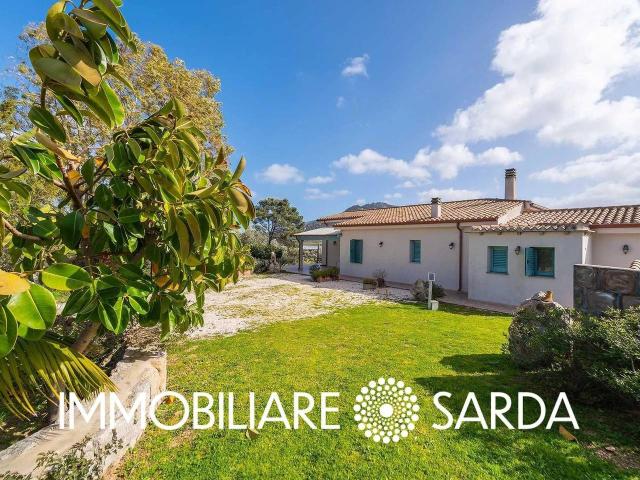 Villa Indipendente in vendita a San Pantaleo, Sardigna/Sardegna