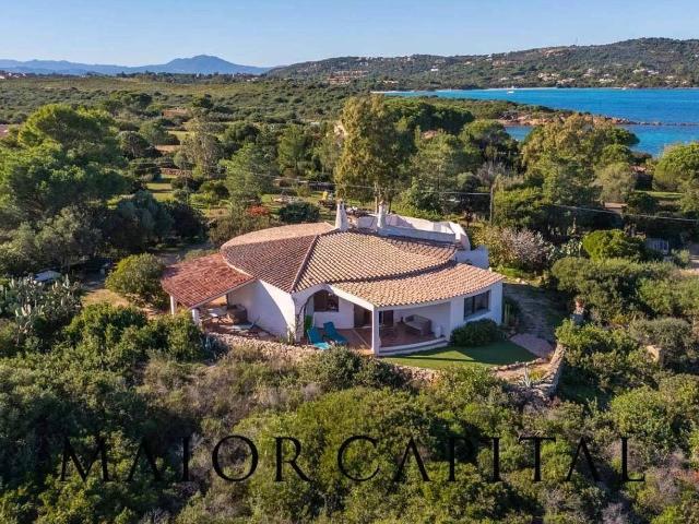 Villa Indipendente in vendita a San Pantaleo, Sardigna/Sardegna