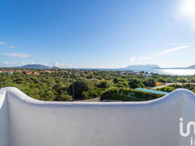 Villa Indipendente in vendita a San Pantaleo, Sassari