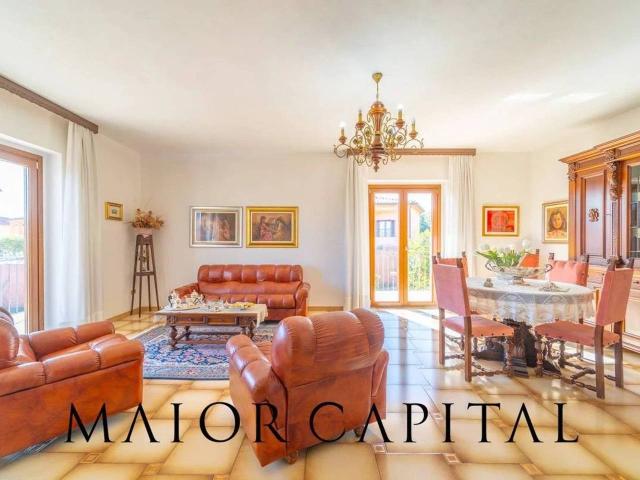 Villa Indipendente in vendita a San Pantaleo, Sardigna/Sardegna