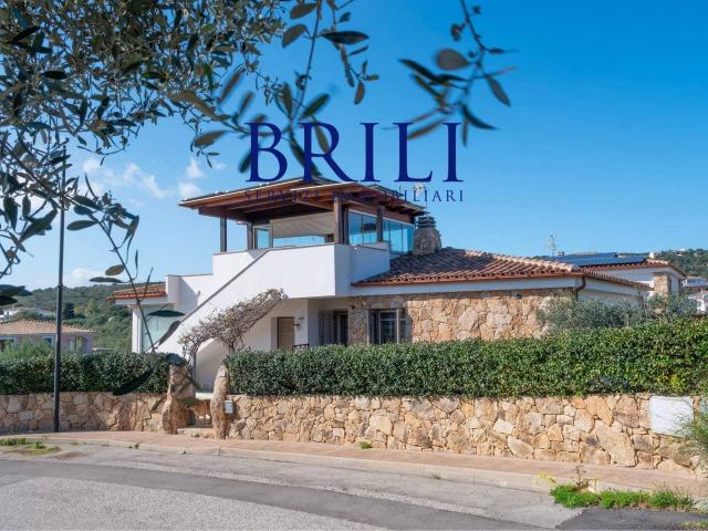 Villa Indipendente in vendita a San Pantaleo, Sardigna/Sardegna