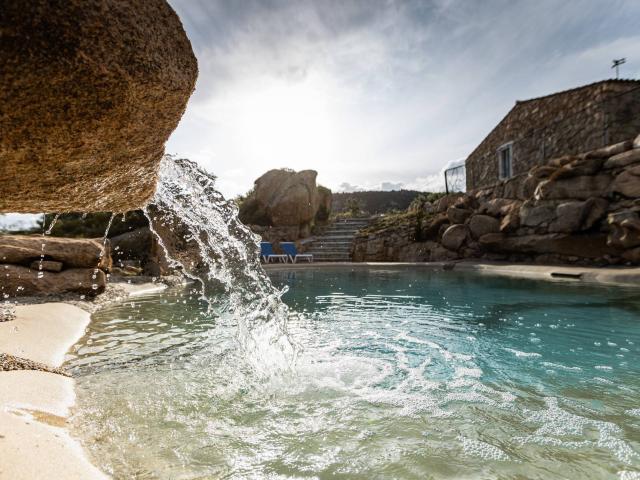 Villa Indipendente in vendita a San Pantaleo, Sardigna/Sardegna