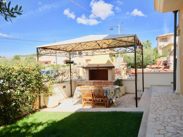 Villa Indipendente in vendita a Sa Minda Noa, San Pantaleo